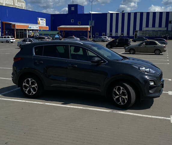 Киа Sportage, объемом двигателя 1.6 л и пробегом 9 тыс. км за 24700 $, фото 2 на Automoto.ua