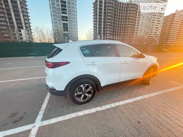 Киа Sportage, объемом двигателя 1.59 л и пробегом 27 тыс. км за 20700 $, фото 18 на Automoto.ua