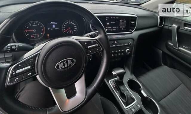 Киа Sportage, объемом двигателя 1.59 л и пробегом 35 тыс. км за 23500 $, фото 6 на Automoto.ua