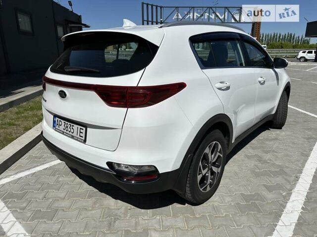 Киа Sportage, объемом двигателя 1.59 л и пробегом 12 тыс. км за 20000 $, фото 11 на Automoto.ua