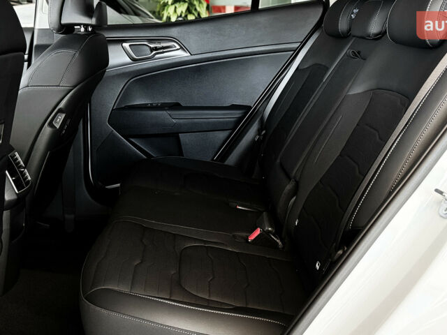 Кіа Sportage, об'ємом двигуна 1.6 л та пробігом 0 тис. км за 33407 $, фото 19 на Automoto.ua