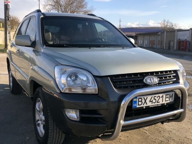 Жовтий Кіа Sportage, об'ємом двигуна 2 л та пробігом 285 тис. км за 6600 $, фото 4 на Automoto.ua