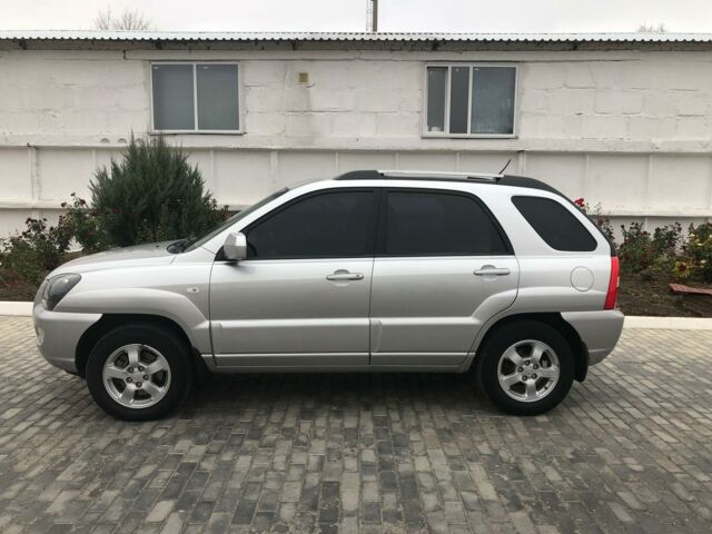 Серый Киа Sportage, объемом двигателя 2 л и пробегом 165 тыс. км за 10500 $, фото 10 на Automoto.ua