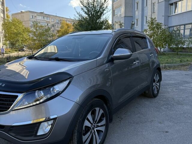 Серый Киа Sportage, объемом двигателя 2 л и пробегом 149 тыс. км за 11300 $, фото 3 на Automoto.ua
