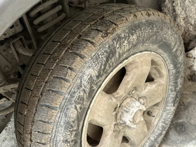 Серый Киа Sportage, объемом двигателя 0 л и пробегом 555 тыс. км за 1033 $, фото 3 на Automoto.ua