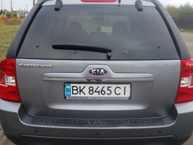Сірий Кіа Sportage, об'ємом двигуна 2 л та пробігом 232 тис. км за 10500 $, фото 5 на Automoto.ua