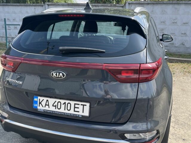 Киа Sportage 2021 в Киеве на Automoto.ua Серый Киа Sportage, объемом двигателя 1.6 л и пробегом 82 тыс. км за 16000 $, фото 2 на Automoto.ua