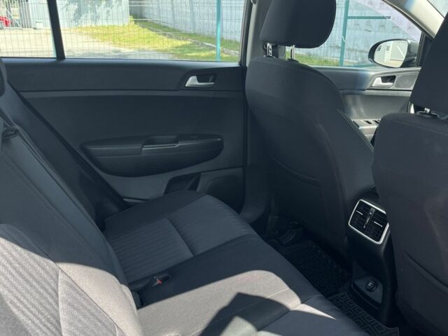 Киа Sportage 2021 в Киеве на Automoto.ua Серый Киа Sportage, объемом двигателя 1.6 л и пробегом 82 тыс. км за 16000 $, фото 7 на Automoto.ua