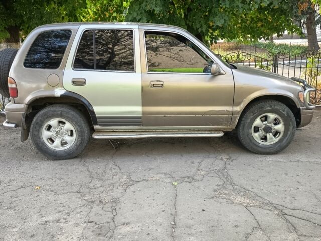 Сірий Кіа Sportage, об'ємом двигуна 2 л та пробігом 82 тис. км за 2600 $, фото 1 на Automoto.ua