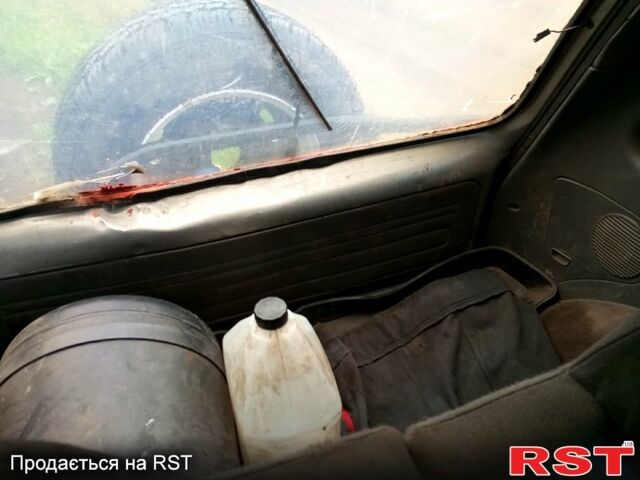 Серый Киа Sportage, объемом двигателя 2 л и пробегом 266 тыс. км за 3200 $, фото 5 на Automoto.ua