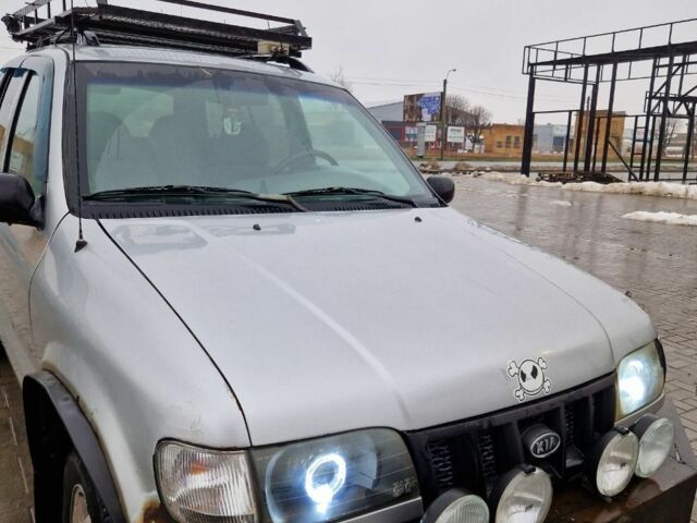 Серый Киа Sportage, объемом двигателя 2 л и пробегом 300 тыс. км за 4500 $, фото 6 на Automoto.ua