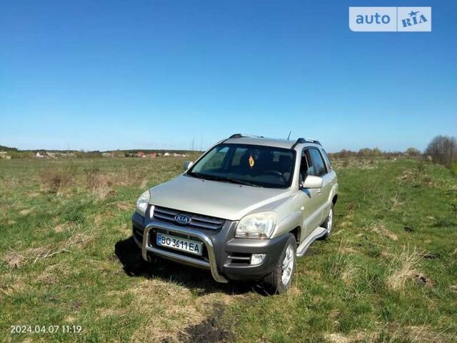 Сірий Кіа Sportage, об'ємом двигуна 1.98 л та пробігом 251 тис. км за 6900 $, фото 4 на Automoto.ua