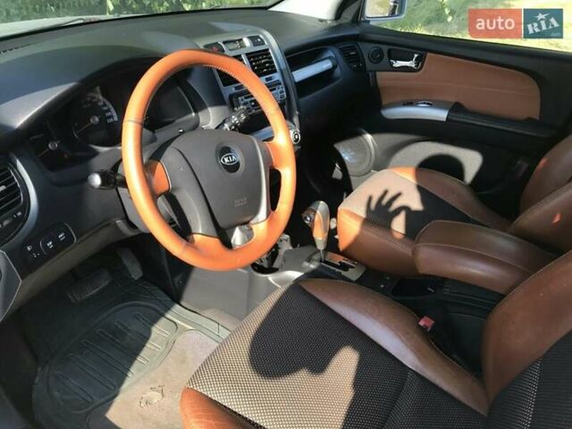 Сірий Кіа Sportage, об'ємом двигуна 2 л та пробігом 294 тис. км за 7200 $, фото 5 на Automoto.ua
