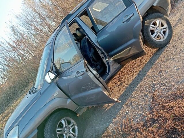 Серый Киа Sportage, объемом двигателя 1.99 л и пробегом 267 тыс. км за 7300 $, фото 7 на Automoto.ua