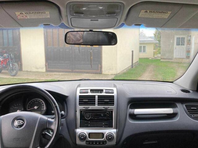 Киа Sportage 2004 в Косове на Automoto.ua Серый Киа Sportage, объемом двигателя 2 л и пробегом 249 тыс. км за 6500 $, фото 7 на Automoto.ua