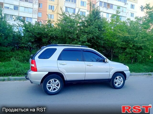 Серый Киа Sportage, объемом двигателя 2 л и пробегом 181 тыс. км за 7500 $, фото 13 на Automoto.ua