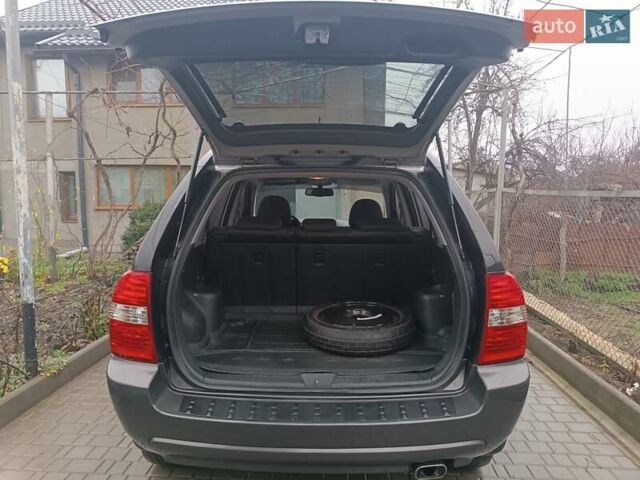 Сірий Кіа Sportage, об'ємом двигуна 1.98 л та пробігом 187 тис. км за 6500 $, фото 10 на Automoto.ua