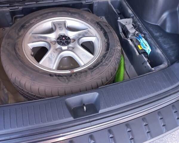 Серый Киа Sportage, объемом двигателя 1.98 л и пробегом 284 тыс. км за 7000 $, фото 17 на Automoto.ua