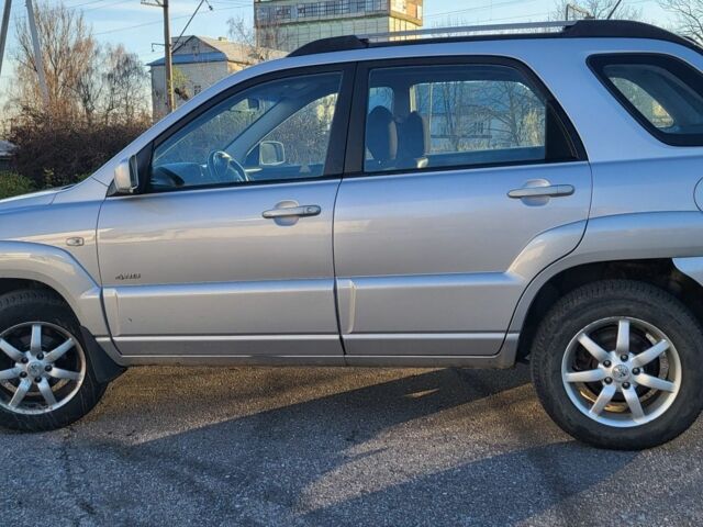 Серый Киа Sportage, объемом двигателя 2 л и пробегом 189 тыс. км за 4453 $, фото 6 на Automoto.ua