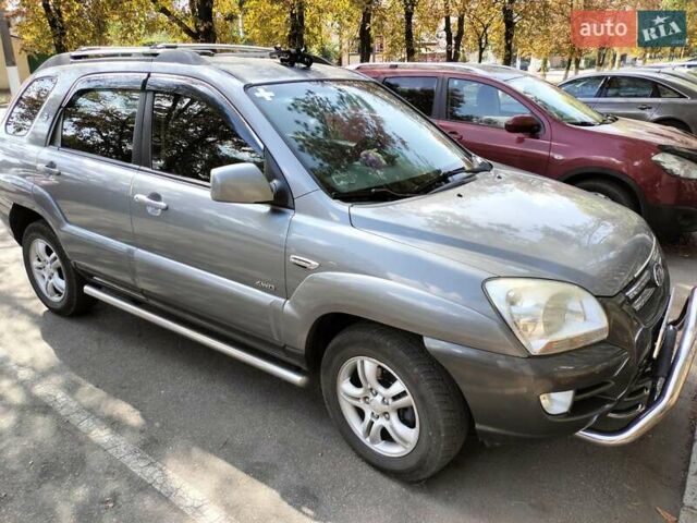 Серый Киа Sportage, объемом двигателя 2 л и пробегом 226 тыс. км за 4500 $, фото 9 на Automoto.ua