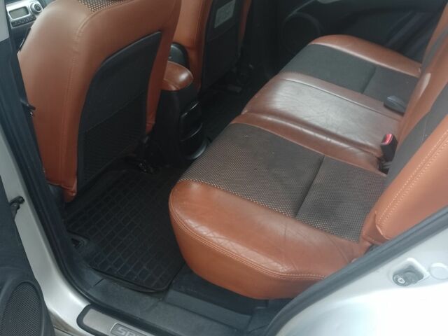 Серый Киа Sportage, объемом двигателя 2 л и пробегом 313 тыс. км за 6280 $, фото 3 на Automoto.ua