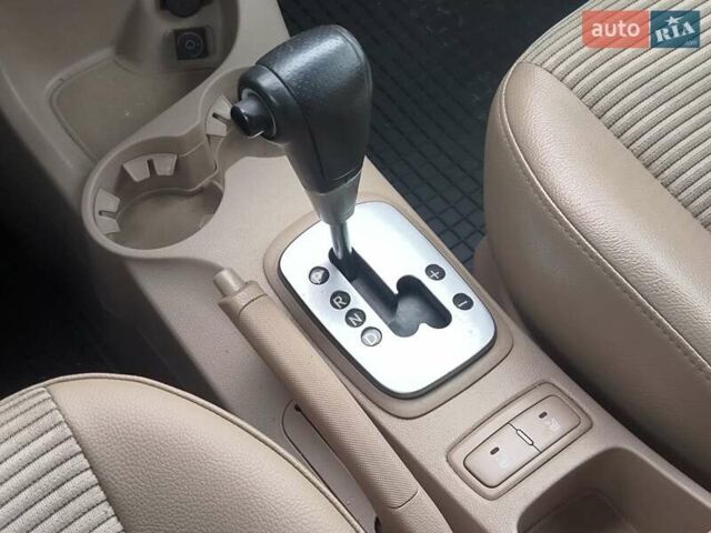 Серый Киа Sportage, объемом двигателя 2.66 л и пробегом 198 тыс. км за 6490 $, фото 18 на Automoto.ua