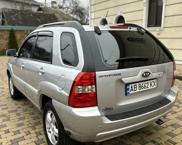 Сірий Кіа Sportage, об'ємом двигуна 1.98 л та пробігом 258 тис. км за 6700 $, фото 8 на Automoto.ua