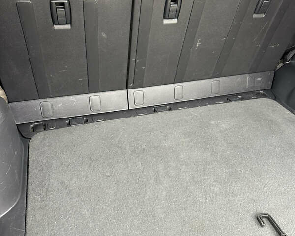 Серый Киа Sportage, объемом двигателя 2 л и пробегом 250 тыс. км за 7900 $, фото 25 на Automoto.ua