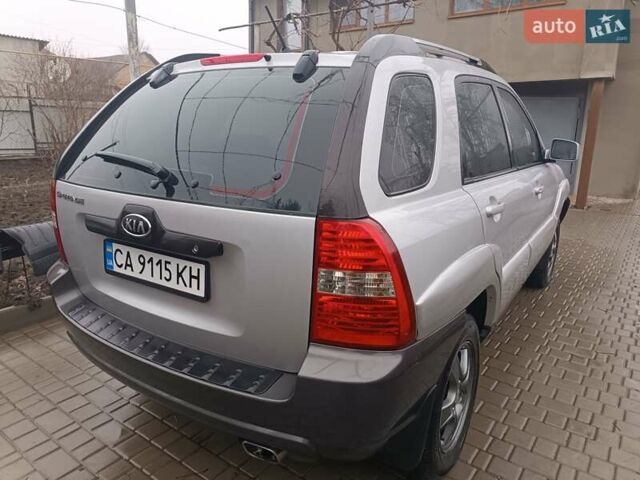 Сірий Кіа Sportage, об'ємом двигуна 1.98 л та пробігом 187 тис. км за 6500 $, фото 3 на Automoto.ua
