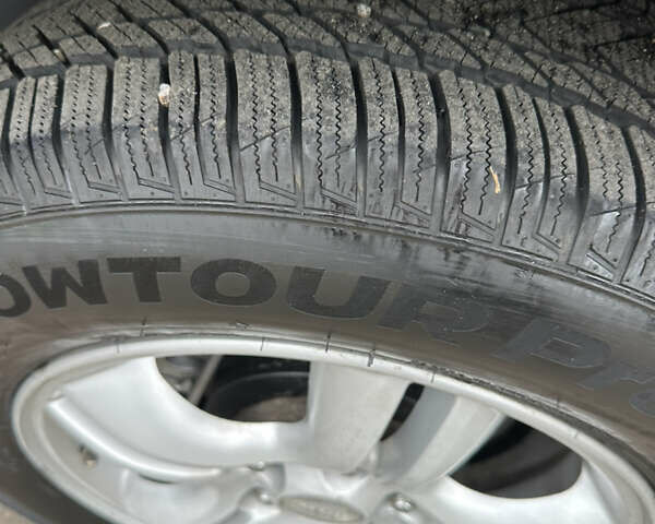 Серый Киа Sportage, объемом двигателя 2 л и пробегом 250 тыс. км за 7900 $, фото 23 на Automoto.ua