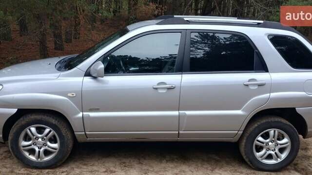 Серый Киа Sportage, объемом двигателя 2.01 л и пробегом 334 тыс. км за 4399 $, фото 3 на Automoto.ua