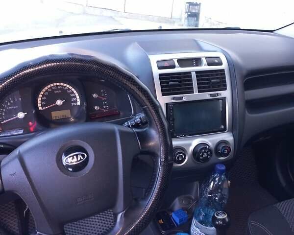 Серый Киа Sportage, объемом двигателя 1.98 л и пробегом 284 тыс. км за 7000 $, фото 9 на Automoto.ua