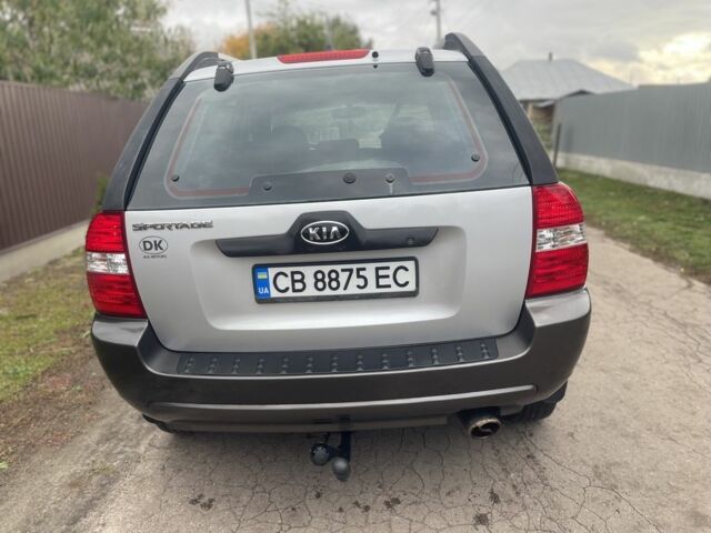 Серый Киа Sportage, объемом двигателя 2 л и пробегом 272 тыс. км за 6100 $, фото 4 на Automoto.ua