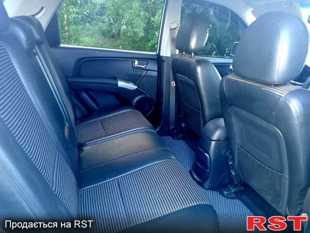 Серый Киа Sportage, объемом двигателя 2 л и пробегом 181 тыс. км за 7500 $, фото 9 на Automoto.ua