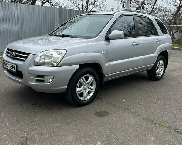 Серый Киа Sportage, объемом двигателя 2 л и пробегом 250 тыс. км за 7900 $, фото 14 на Automoto.ua