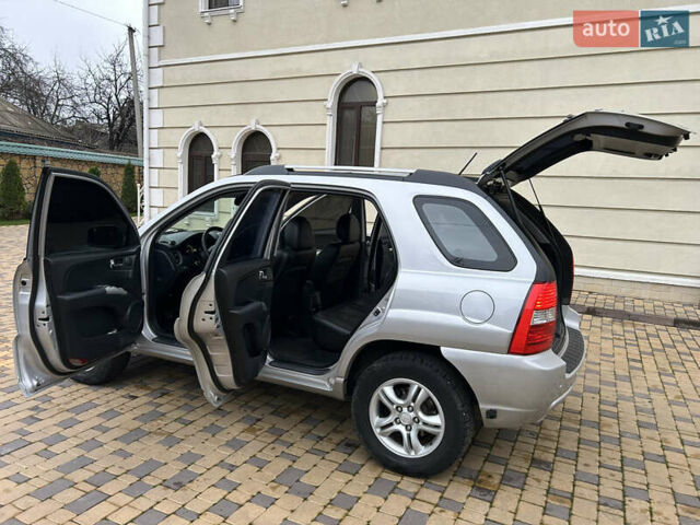 Сірий Кіа Sportage, об'ємом двигуна 1.98 л та пробігом 258 тис. км за 6700 $, фото 38 на Automoto.ua
