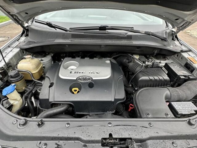 Серый Киа Sportage, объемом двигателя 2 л и пробегом 250 тыс. км за 7900 $, фото 16 на Automoto.ua