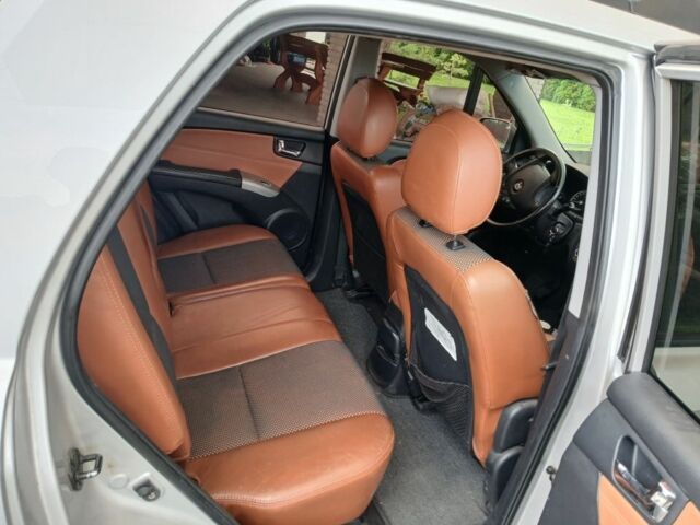 Серый Киа Sportage, объемом двигателя 2 л и пробегом 290 тыс. км за 7000 $, фото 5 на Automoto.ua