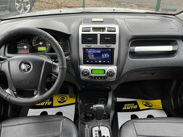 Серый Киа Sportage, объемом двигателя 2 л и пробегом 265 тыс. км за 7600 $, фото 9 на Automoto.ua