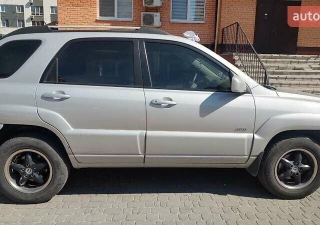 Серый Киа Sportage, объемом двигателя 2.66 л и пробегом 197 тыс. км за 8200 $, фото 2 на Automoto.ua