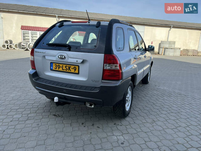 Сірий Кіа Sportage, об'ємом двигуна 2 л та пробігом 162 тис. км за 6950 $, фото 9 на Automoto.ua