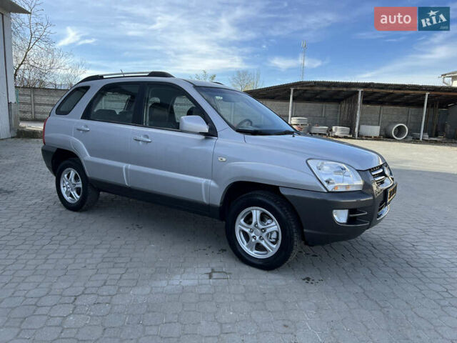 Сірий Кіа Sportage, об'ємом двигуна 2 л та пробігом 162 тис. км за 6950 $, фото 5 на Automoto.ua