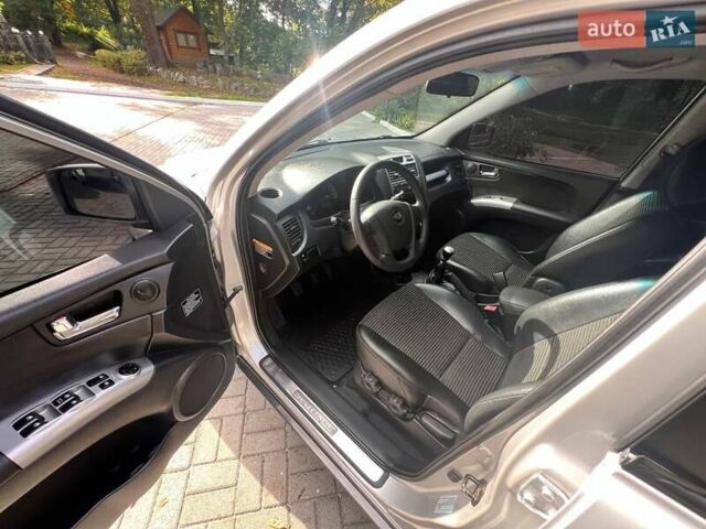 Серый Киа Sportage, объемом двигателя 2 л и пробегом 288 тыс. км за 6999 $, фото 33 на Automoto.ua