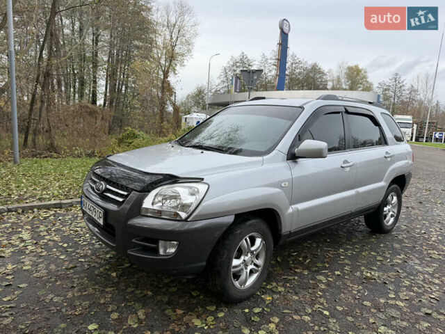 Серый Киа Sportage, объемом двигателя 1.99 л и пробегом 350 тыс. км за 6700 $, фото 3 на Automoto.ua