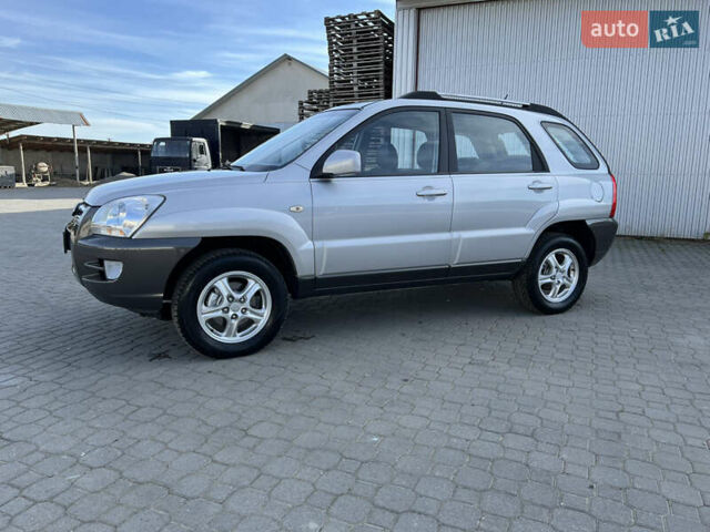 Сірий Кіа Sportage, об'ємом двигуна 2 л та пробігом 162 тис. км за 6950 $, фото 17 на Automoto.ua