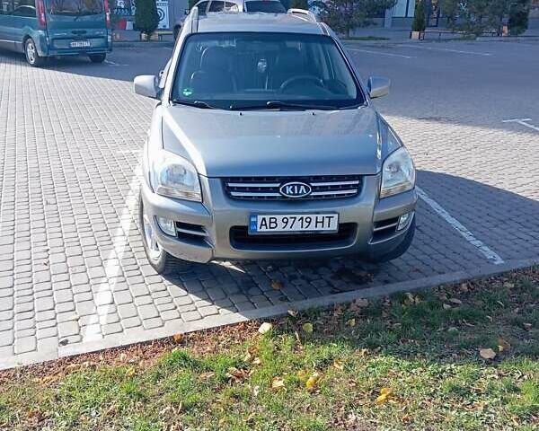 Серый Киа Sportage, объемом двигателя 1.98 л и пробегом 150 тыс. км за 7500 $, фото 15 на Automoto.ua