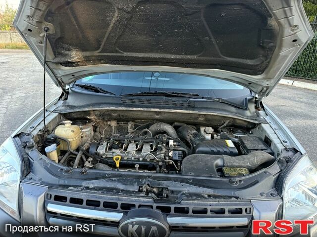 Сірий Кіа Sportage, об'ємом двигуна 2 л та пробігом 350 тис. км за 7900 $, фото 4 на Automoto.ua
