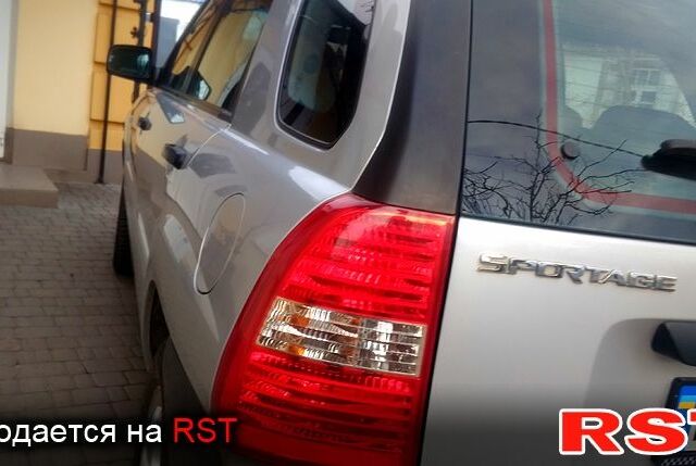 Серый Киа Sportage, объемом двигателя 2 л и пробегом 202 тыс. км за 7700 $, фото 8 на Automoto.ua