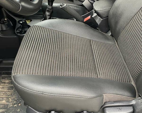 Серый Киа Sportage, объемом двигателя 2 л и пробегом 236 тыс. км за 7550 $, фото 10 на Automoto.ua