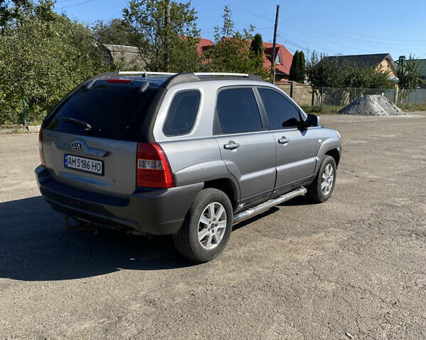Серый Киа Sportage, объемом двигателя 1.98 л и пробегом 267 тыс. км за 8600 $, фото 5 на Automoto.ua